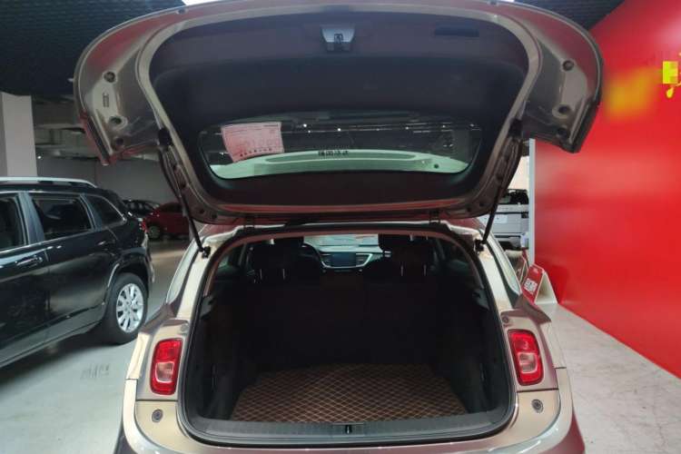 Used Buick Excelle GX 2018 18T Automatic Elite Model Trunk
