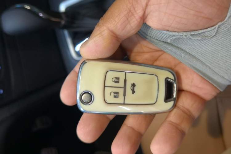 Used Buick Excelle GX 2018 18T Automatic Flagship Model Vehicle Key
