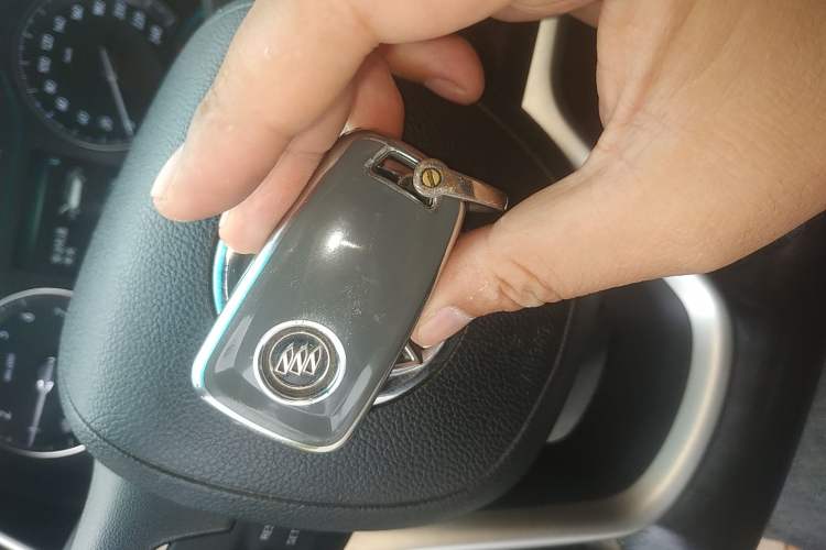 Used Buick Excelle GX 2018 18T Automatic Flagship Model Vehicle Key