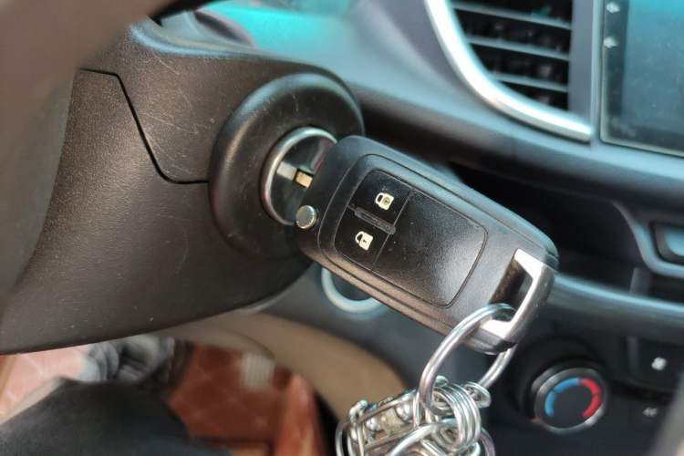 Used Buick Excelle GX 2018 18T Automatic Elite Model Vehicle Key