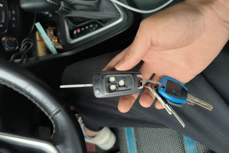 Used Buick Excelle GX 2018 18T Automatic Elite Model Vehicle Key