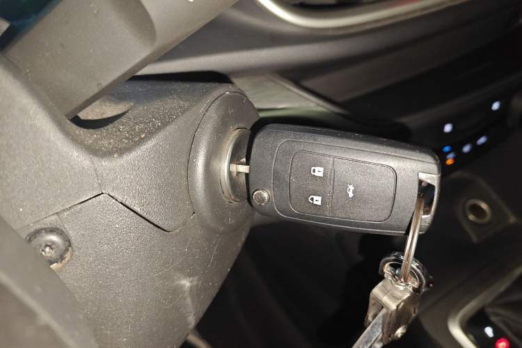 Used Buick Excelle GX 2018 18T Automatic Elite Model Vehicle Key
