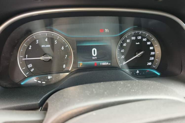 Used Buick Excelle GX 2018 18T Automatic Elite Model Odometer Close Up