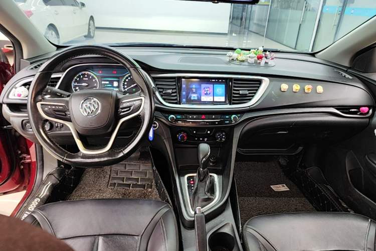 Used Buick Excelle GX 2018 18T Automatic Elite Model Audio And AC Panel