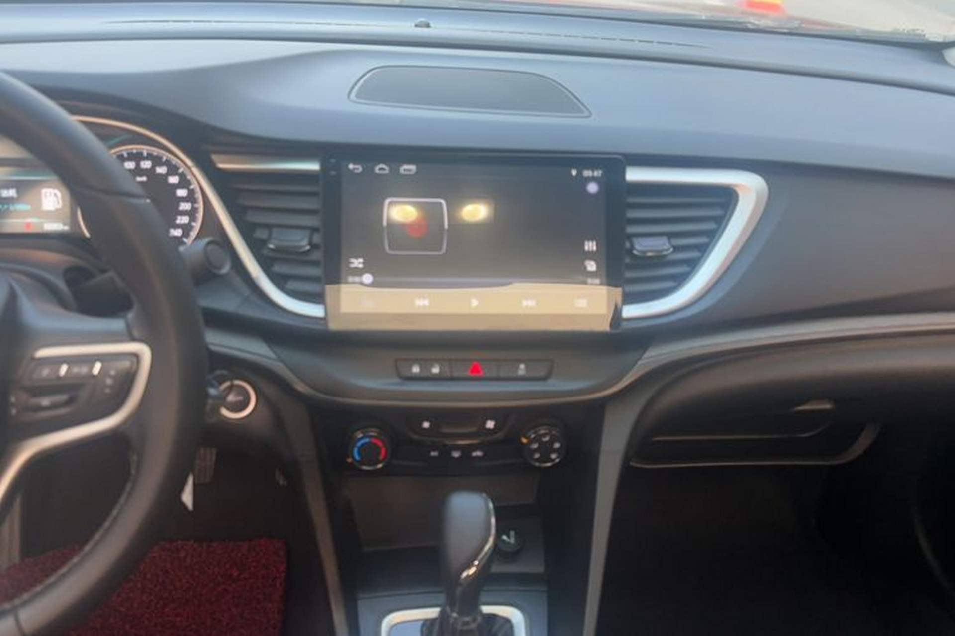 Used Buick Excelle GX 2018 18T Automatic Elite Model Audio And AC Panel