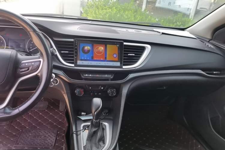 Used Buick Excelle GX 2018 18T Automatic Elite Model Audio And AC Panel