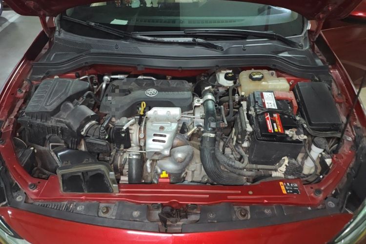 Used Buick Excelle GX 2018 15T Dual-Clutch Elite Model Engine Bay