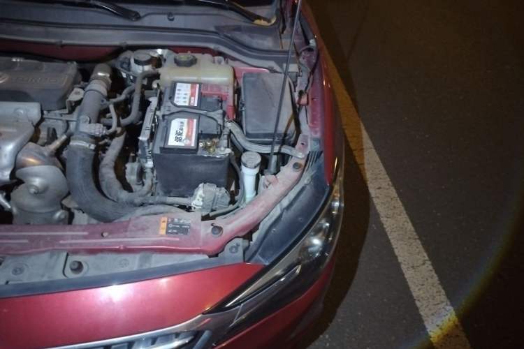 Used Buick Excelle GX 2018 15T Dual-Clutch Elite Model Engine Bay Left