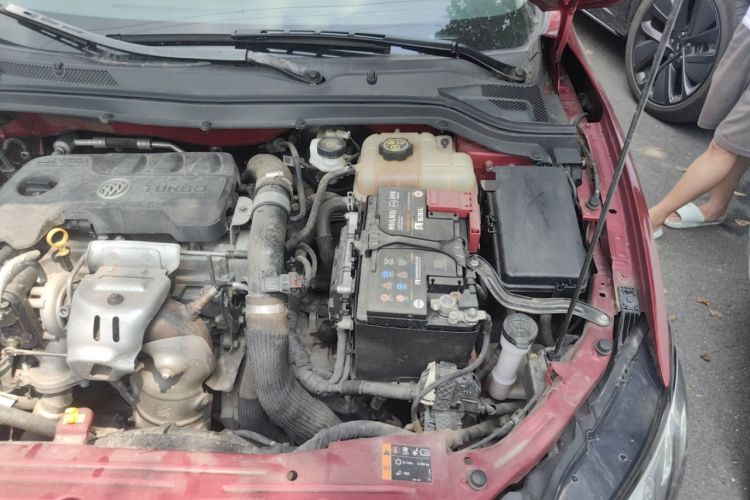Used Buick Excelle GX 2018 18T Automatic Elite Model Engine Bay Left
