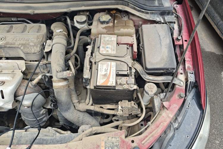Used Buick Excelle GX 2018 18T Automatic Elite Model Engine Bay Left