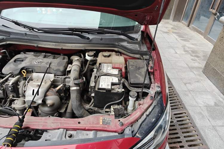 Used Buick Excelle GX 2018 18T Automatic Elite Model Engine Bay Left