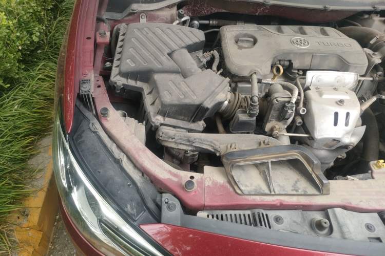Used Buick Excelle GX 2018 18T Automatic Elite Model Engine Bay Right