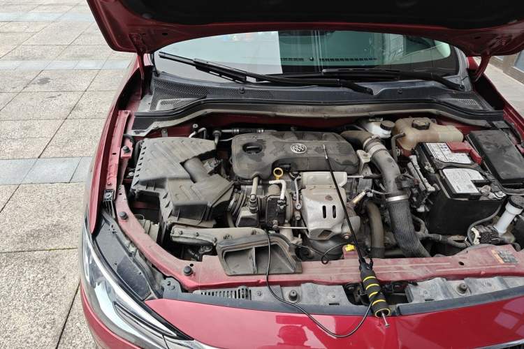 Used Buick Excelle GX 2018 18T Automatic Elite Model Engine Bay Right
