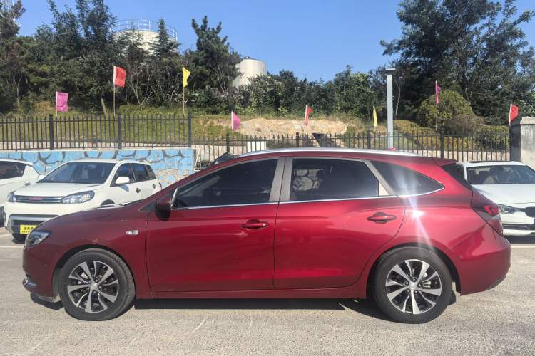 Used Buick Excelle GX 2018 18T Automatic Flagship Model Exterior 2