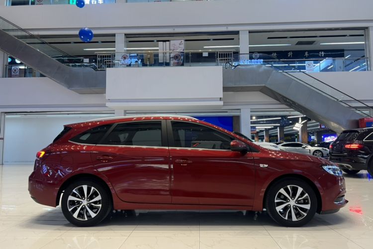 Used Buick Excelle GX 2018 18T Automatic Flagship Model Exterior 6