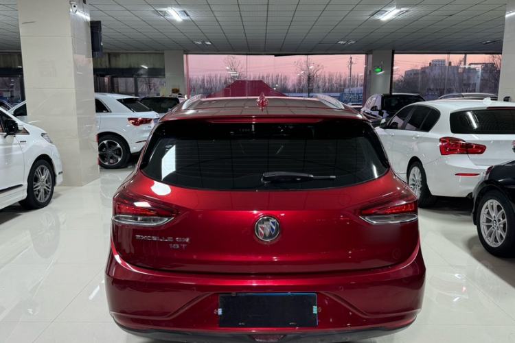 Used Buick Excelle GX 2018 18T Automatic Elite Model Exterior 7
