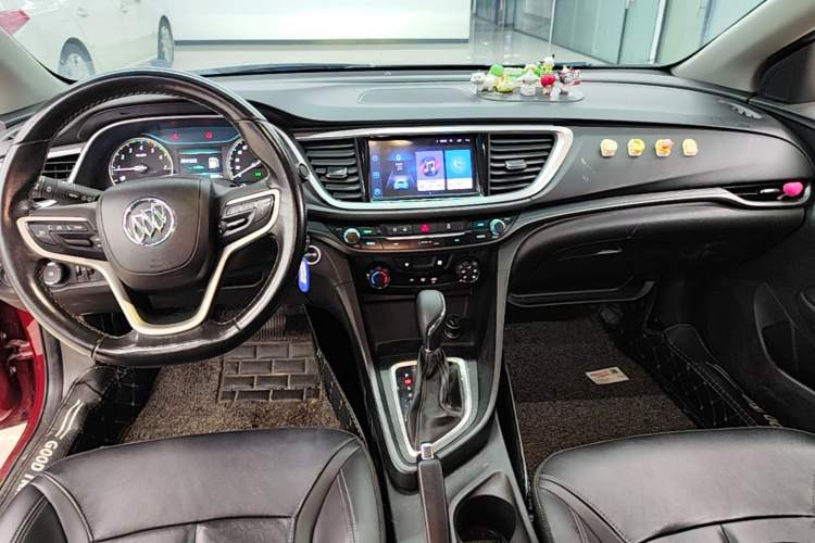 Used Buick Excelle GX 2018 18T Automatic Elite Model Gear Lever