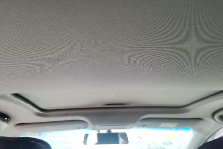 Used Buick Excelle GX 2018 18T Automatic Elite Model Headliner