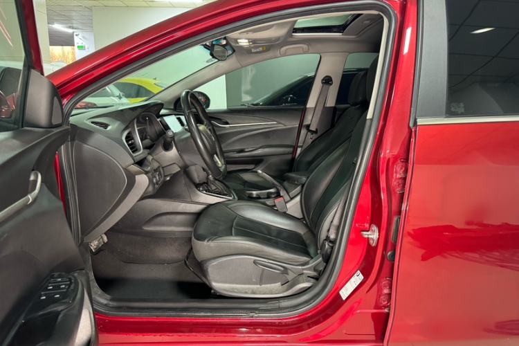 Used Buick Excelle GX 2018 18T Automatic Elite Model Interior 1