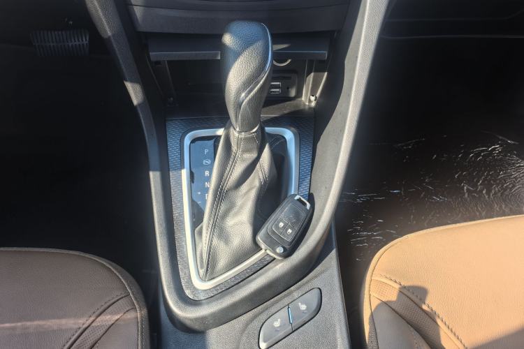 Used Buick Excelle GX 2018 18T Automatic Flagship Model Interior 1
