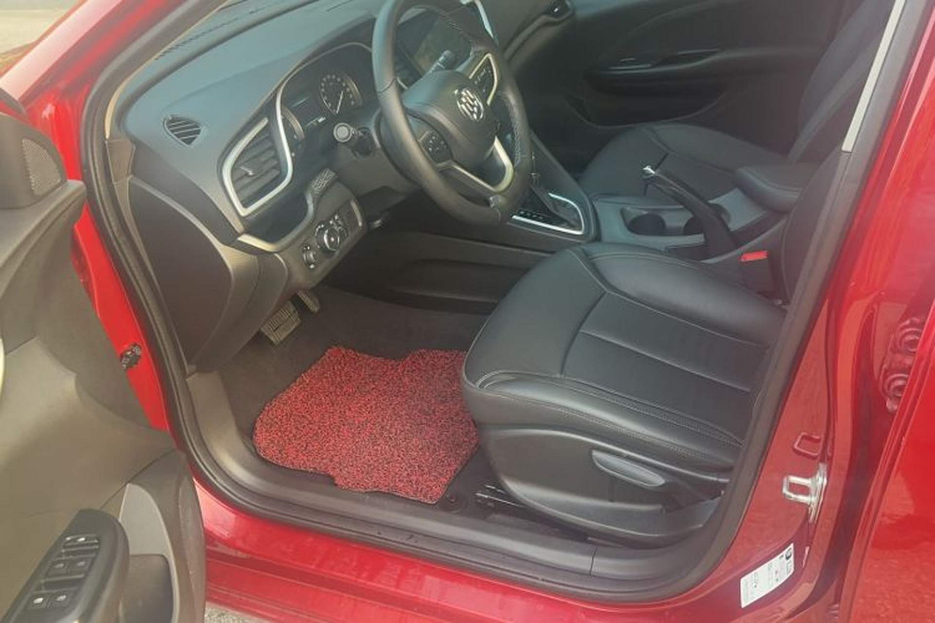 Used Buick Excelle GX 2018 18T Automatic Elite Model Left Front Seat