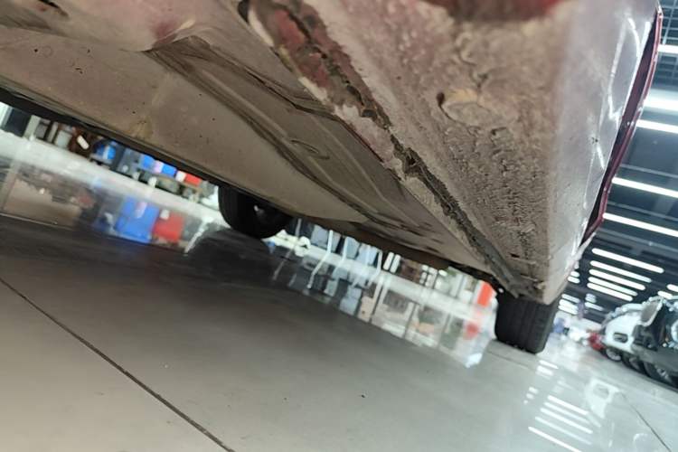 Used Buick Excelle GX 2018 18T Automatic Elite Model Left Side Sill