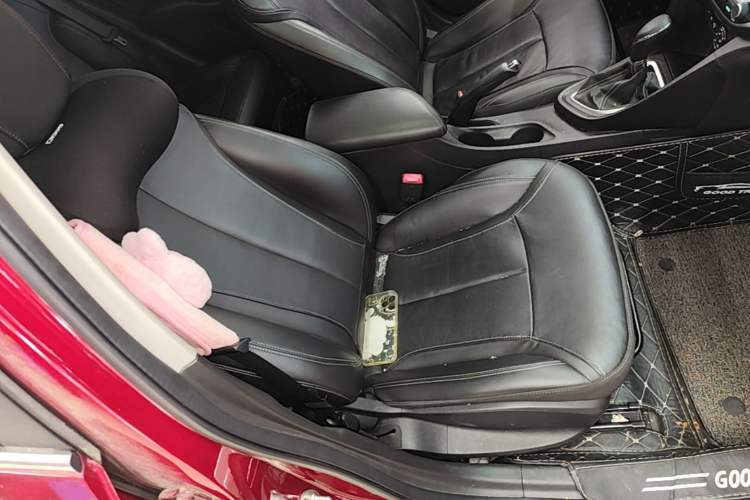 Used Buick Excelle GX 2018 18T Automatic Elite Model Right Front Seat