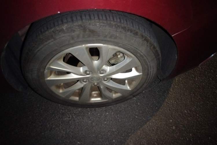 Used Buick Excelle GX 2018 15T Dual-Clutch Elite Model Right Front Wheel Hub