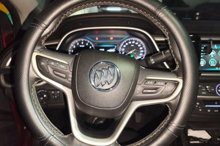 Used Buick Excelle GX 2018 18T Automatic Flagship Model Steering Wheel