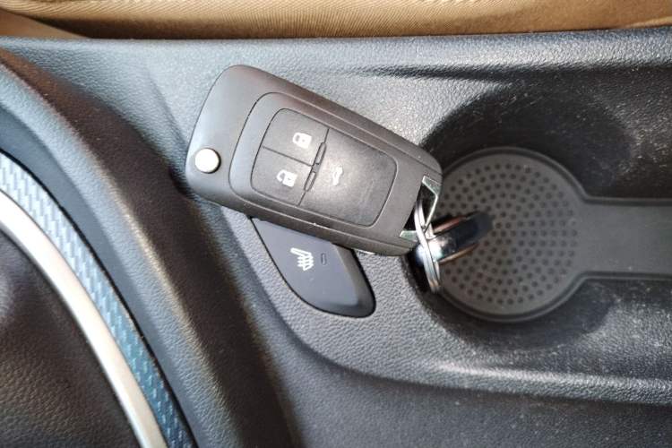 Used Buick Excelle GX 2018 18T Automatic Flagship Model Vehicle Key