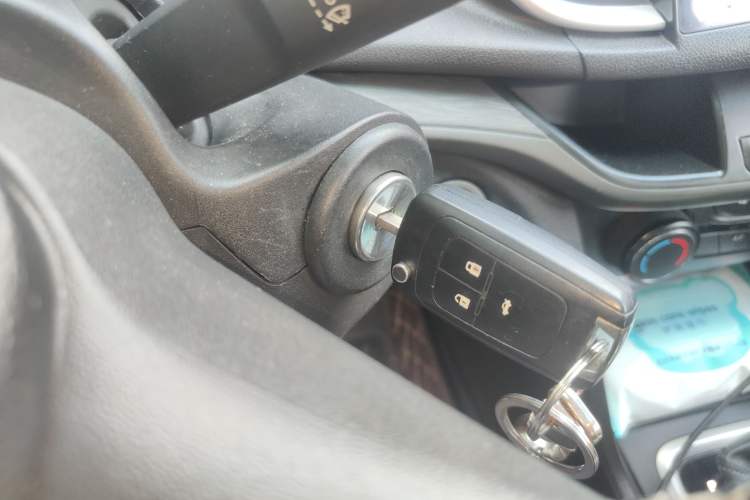 Used Buick Excelle GX 2018 18T Automatic Elite Model Vehicle Key