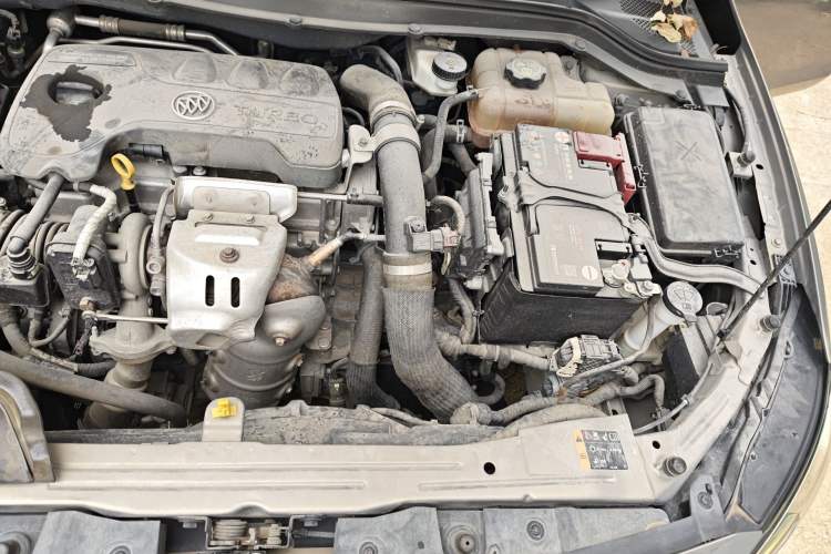 Used Buick Excelle GX 2018 18T Automatic Elite Model Engine Bay Left
