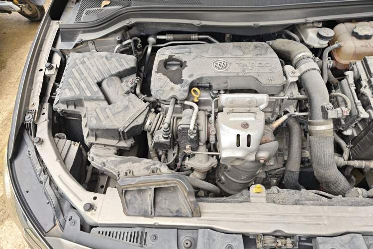 Used Buick Excelle GX 2018 18T Automatic Elite Model Engine Bay Right