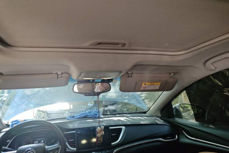 Used Buick Excelle GX 2018 18T Automatic Flagship Model Headliner