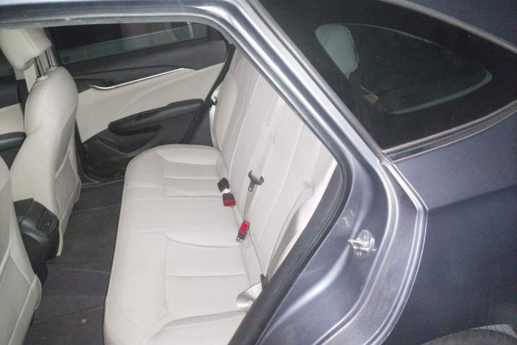 Used Buick Excelle GX 2018 15T Dual-Clutch Elite Model Left Rear Seat