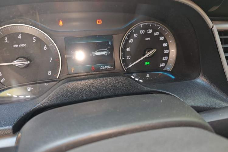 Used Buick Excelle GX 2018 18T Automatic Flagship Model Odometer Close Up