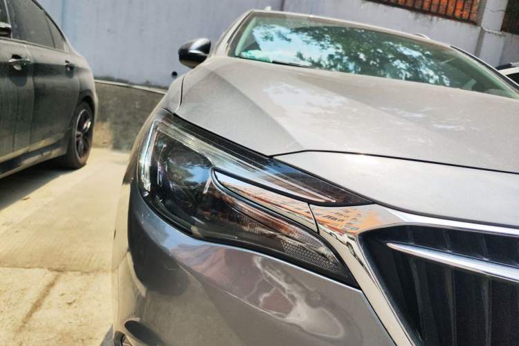 Used Buick Excelle GX 2018 18T Automatic Flagship Model Right Front Headlight