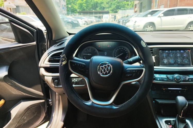 Used Buick Excelle GX 2018 18T Automatic Flagship Model Steering Wheel