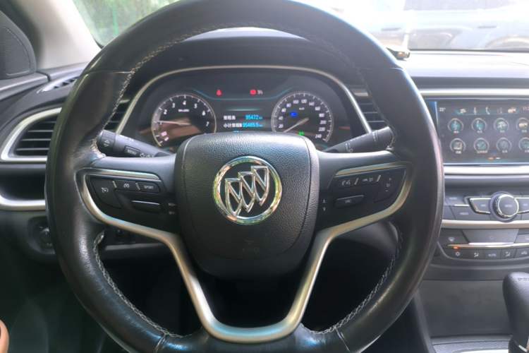 Used Buick Excelle GX 2018 18T Automatic Flagship Model Steering Wheel