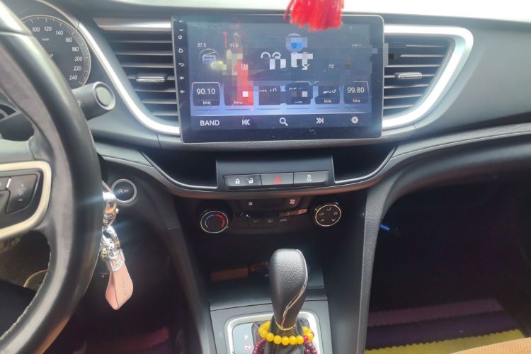 Used Buick Excelle GX 2018 18T Automatic Elite Model Audio And AC Panel