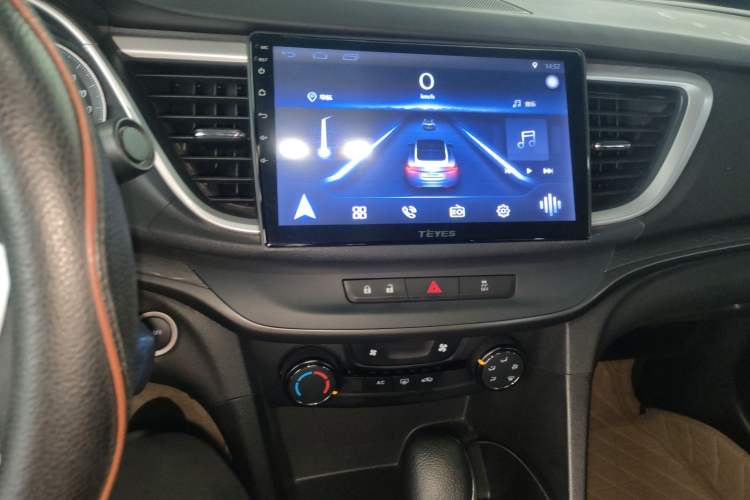 Used Buick Excelle GX 2018 18T Automatic Elite Model Audio And AC Panel
