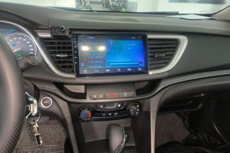 Used Buick Excelle GX 2018 18T Automatic Elite Model Audio And AC Panel