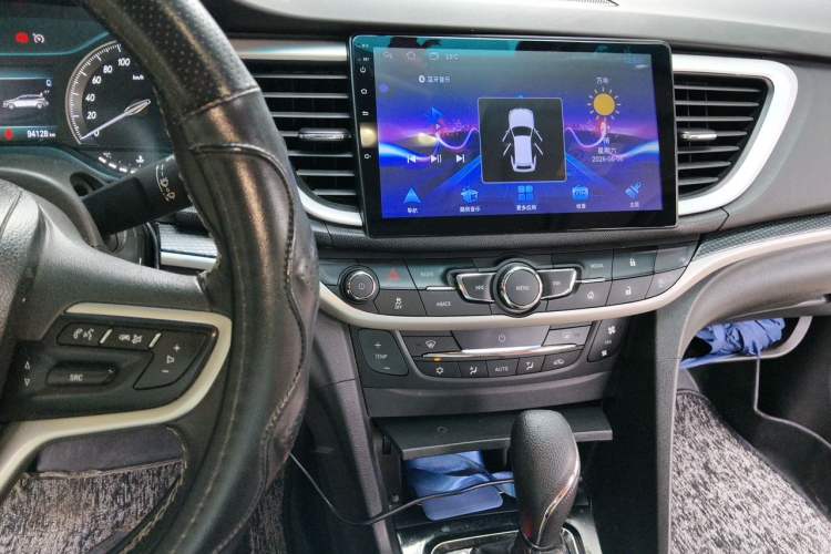 Used Buick Excelle GX 2018 18T Automatic Flagship Model Audio And AC Panel