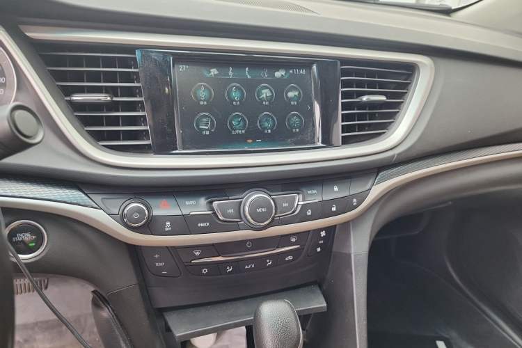 Used Buick Excelle GX 2018 18T Automatic Flagship Model Audio And AC Panel