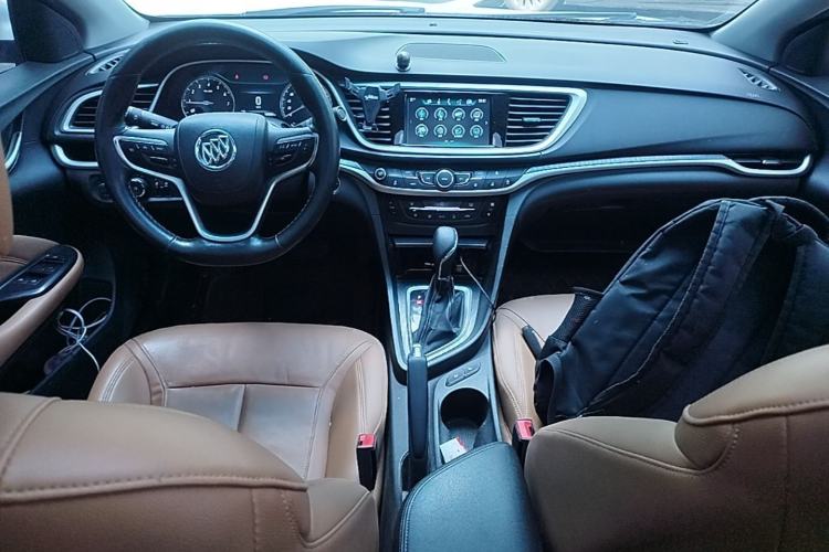 Used Buick Excelle GX 2018 18T Automatic Flagship Model Center Console