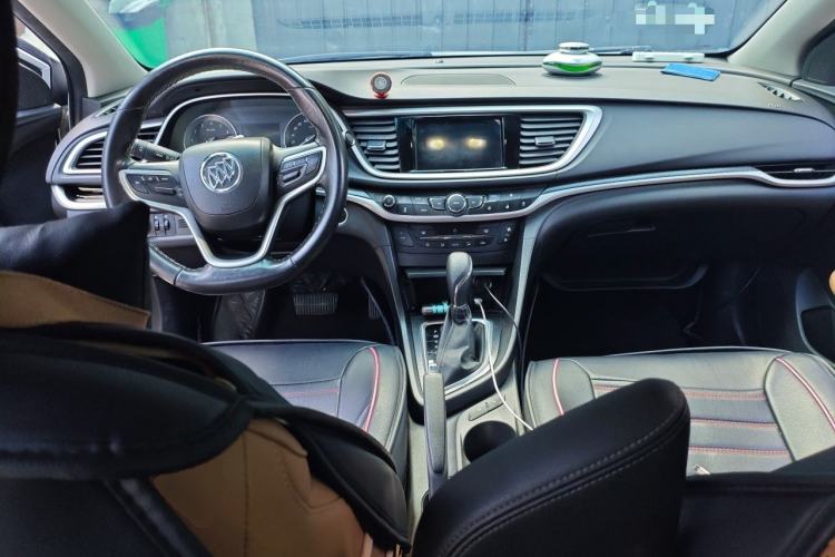 Used Buick Excelle GX 2018 18T Automatic Flagship Model Center Console