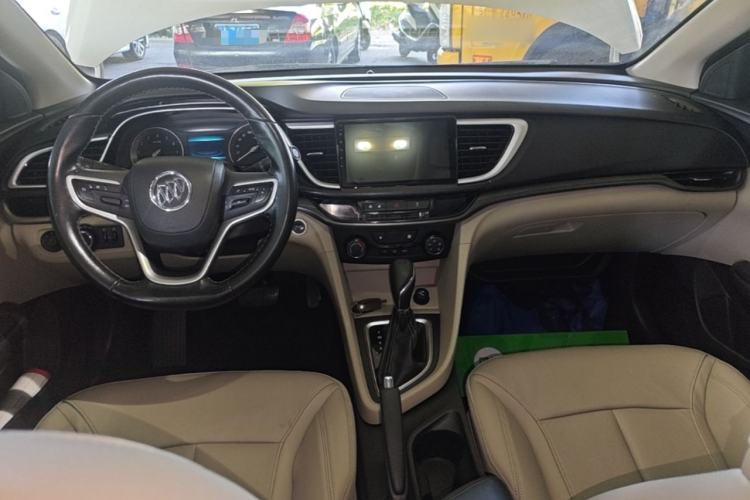 Used Buick Excelle GX 2018 15T Dual-Clutch Elite Model Center Console