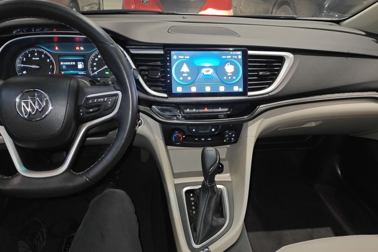 Used Buick Excelle GX 2018 15T Dual-Clutch Elite Model Center Console