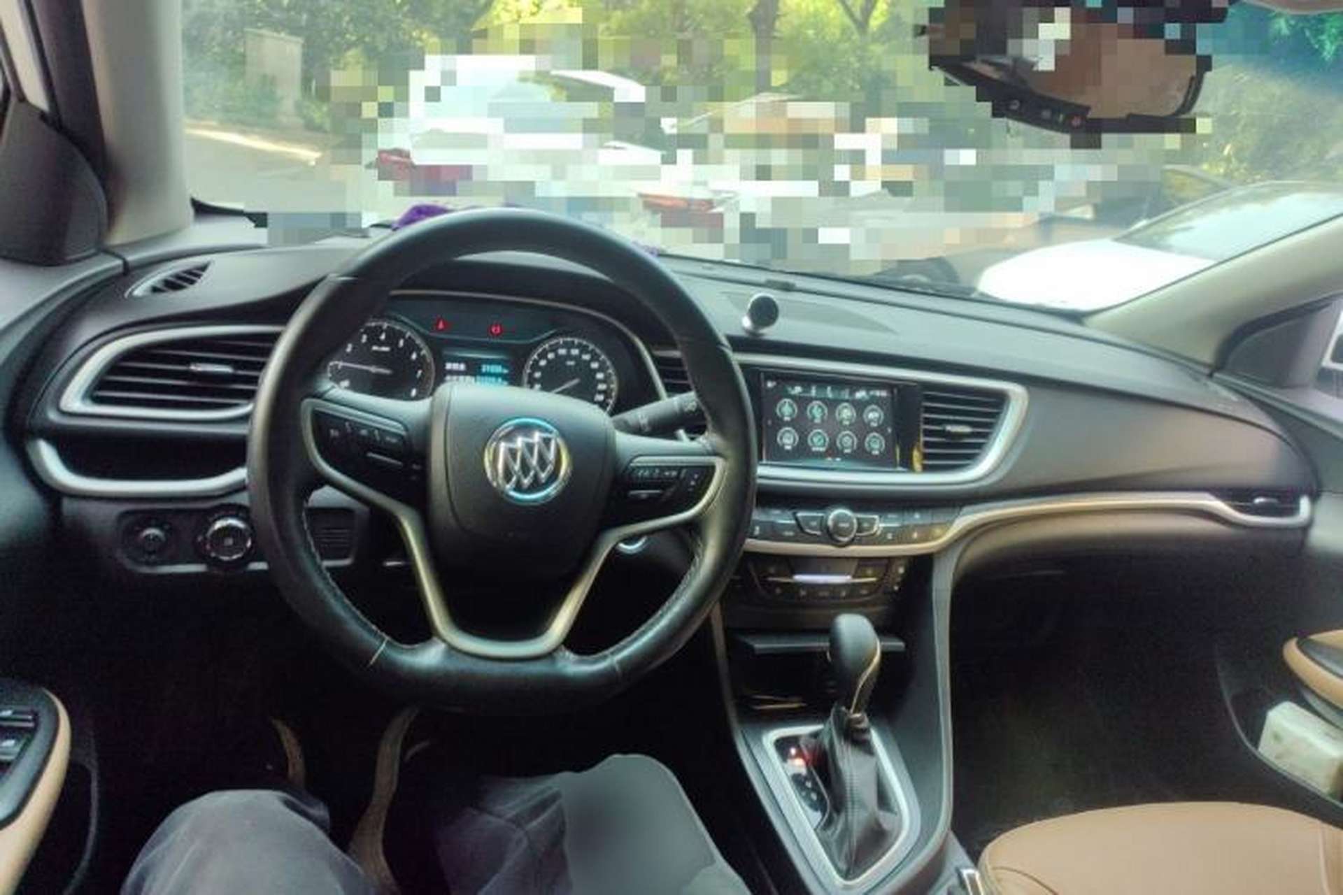Used Buick Excelle GX 2018 18T Automatic Flagship Model Center Console
