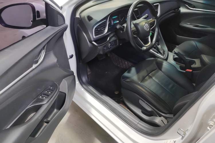 Used Buick Excelle GX 2018 18T Automatic Elite Model Driver Seat